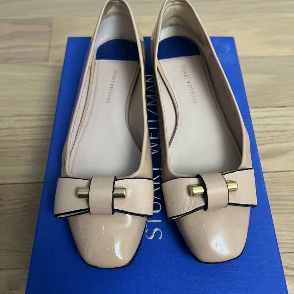 Stuart Weitzman Beige Leather Ballet Flats